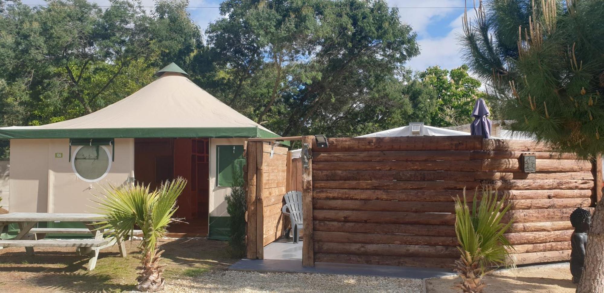 Lodge Atypique 2 à 4 Personnes , Chèques Acceptés Les Mathes