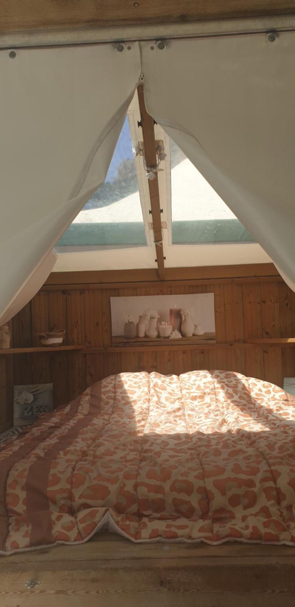Lodge Atypique 2 à 4 Personnes , Chèques Acceptés